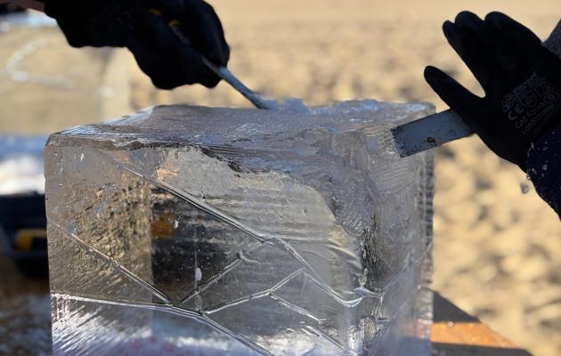 origineel teamuitje workshop ijssculpturen maken zandvoort
